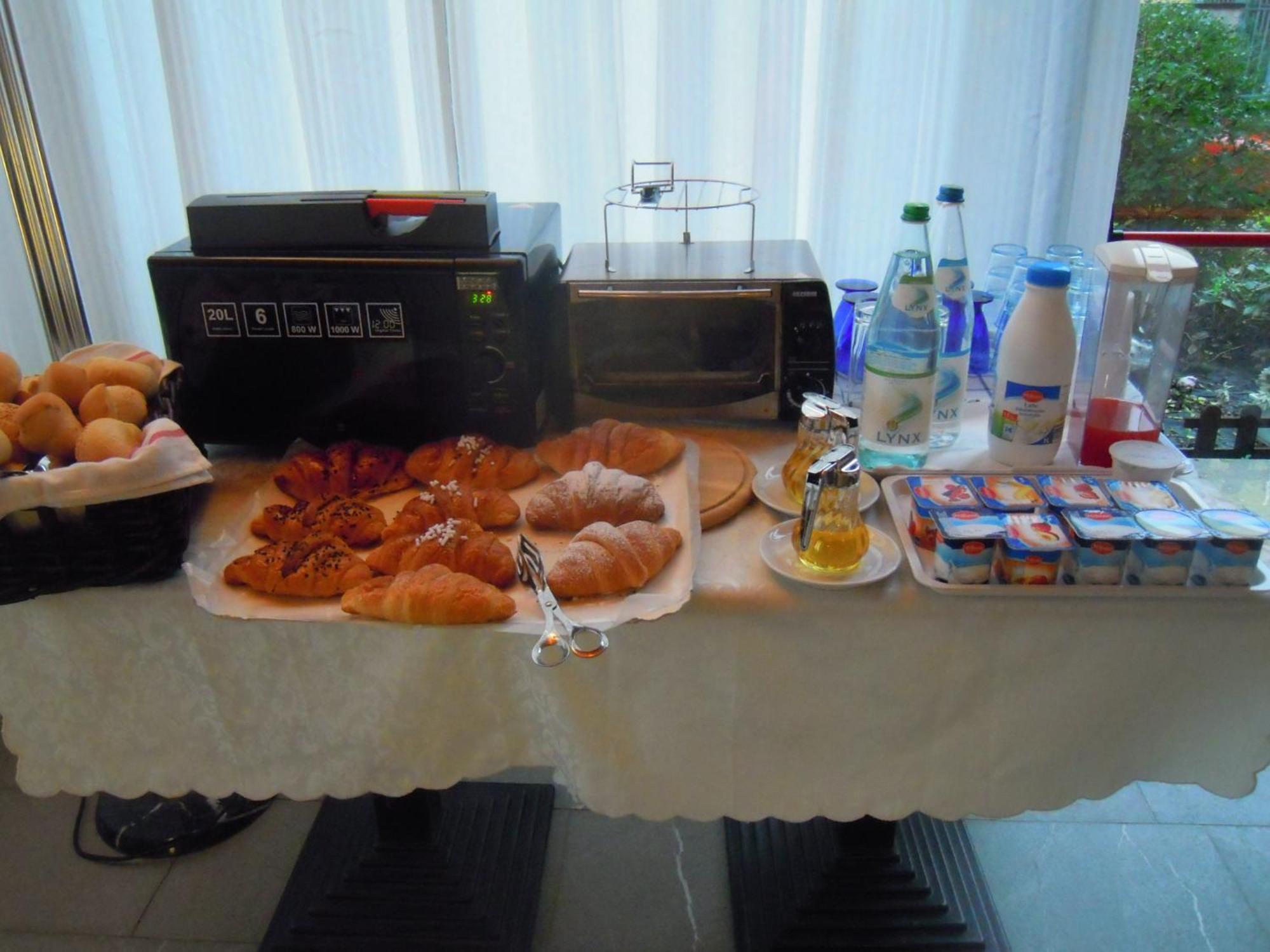 Hotel La Rosta Reggio Emilia Dış mekan fotoğraf