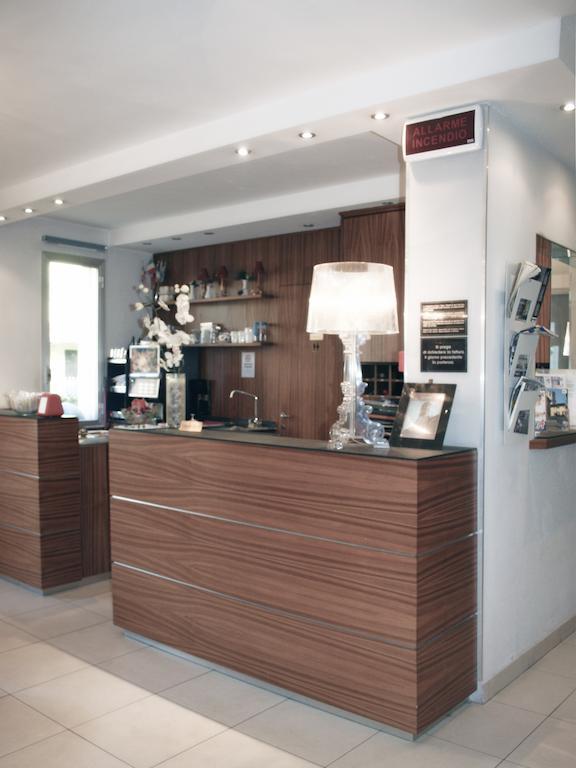 Hotel La Rosta Reggio Emilia Dış mekan fotoğraf