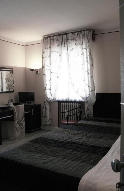 Hotel La Rosta Reggio Emilia Oda fotoğraf