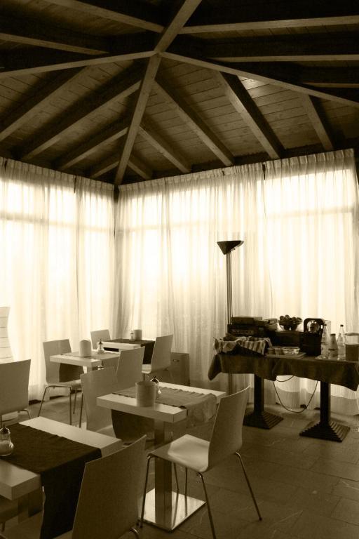 Hotel La Rosta Reggio Emilia Dış mekan fotoğraf